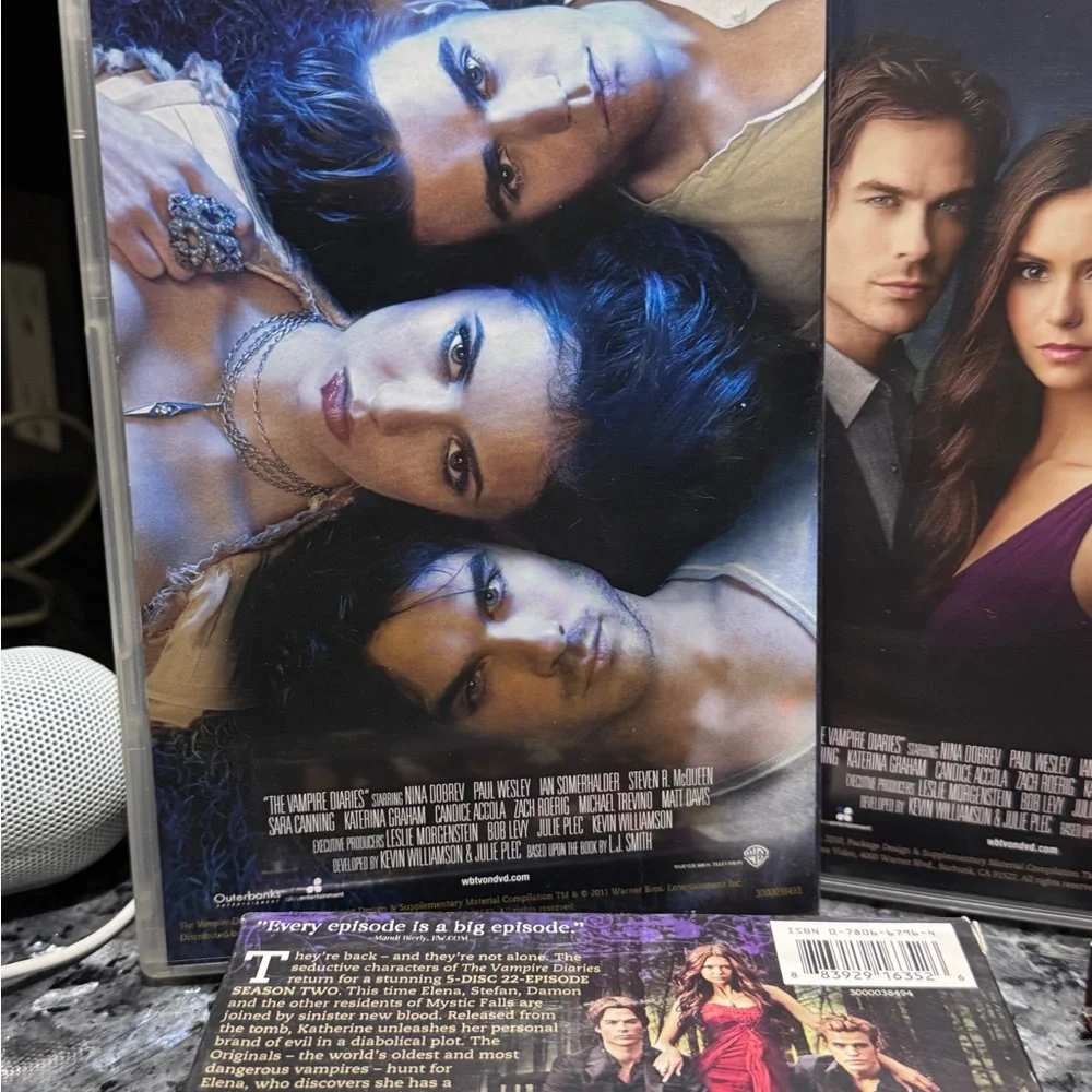 🩸✨ The Vampire Diaries – Complete Seasons 1 & 2 DVD Set ✨🩸 - Picture 12 of 16